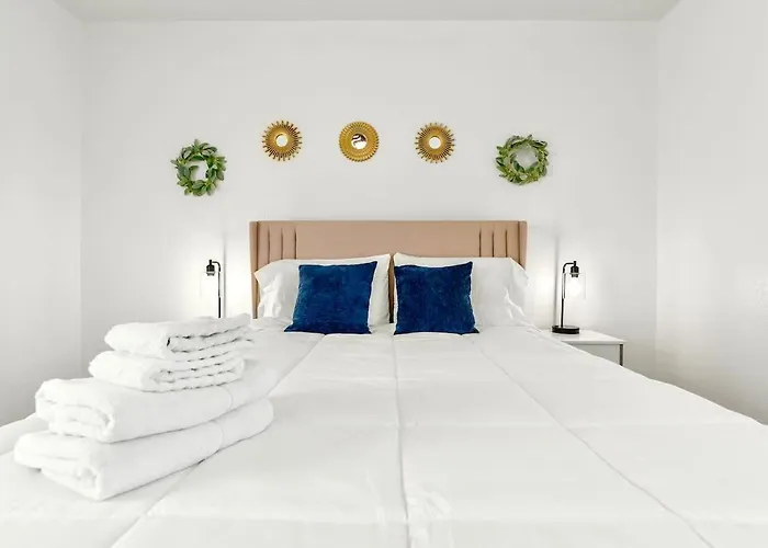 Holiday home Townhome 4bds, Fast Wifi, 2 Mi To Seton, 6 Mi To Cavazos, Professionally Managed By Albatross
